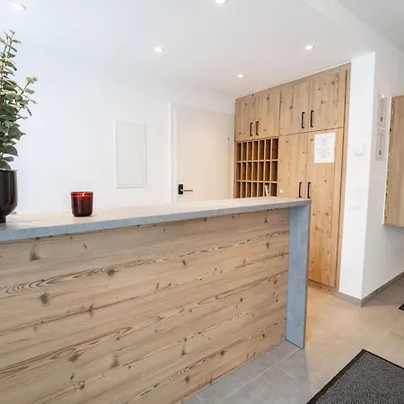 Spacious 4-bedroom Penthouse In Διαμέρισμα